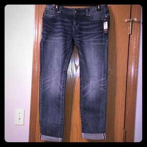 NWT Miss Me Signature Skinny Crop